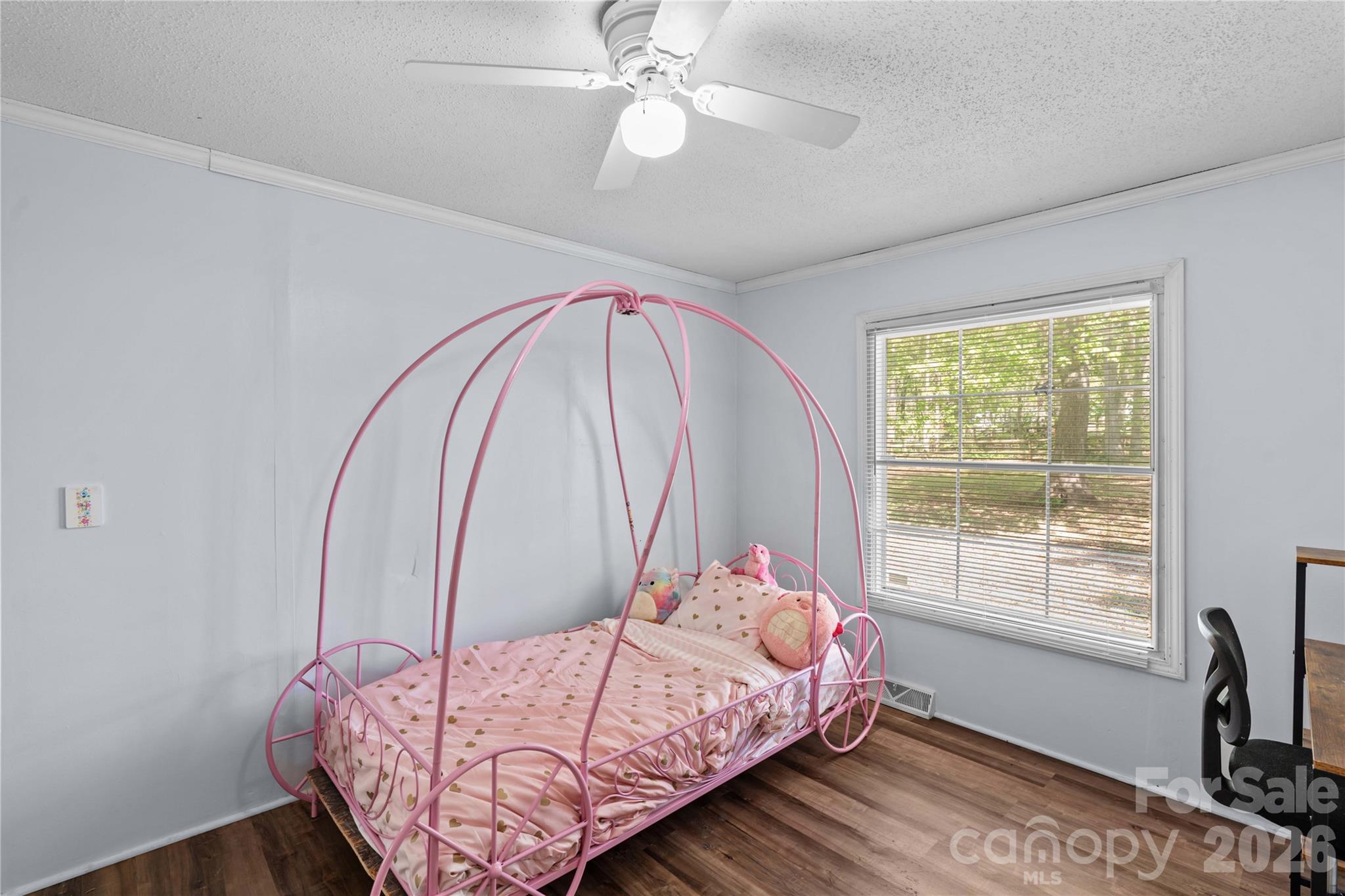 Windward Pointe - Residential