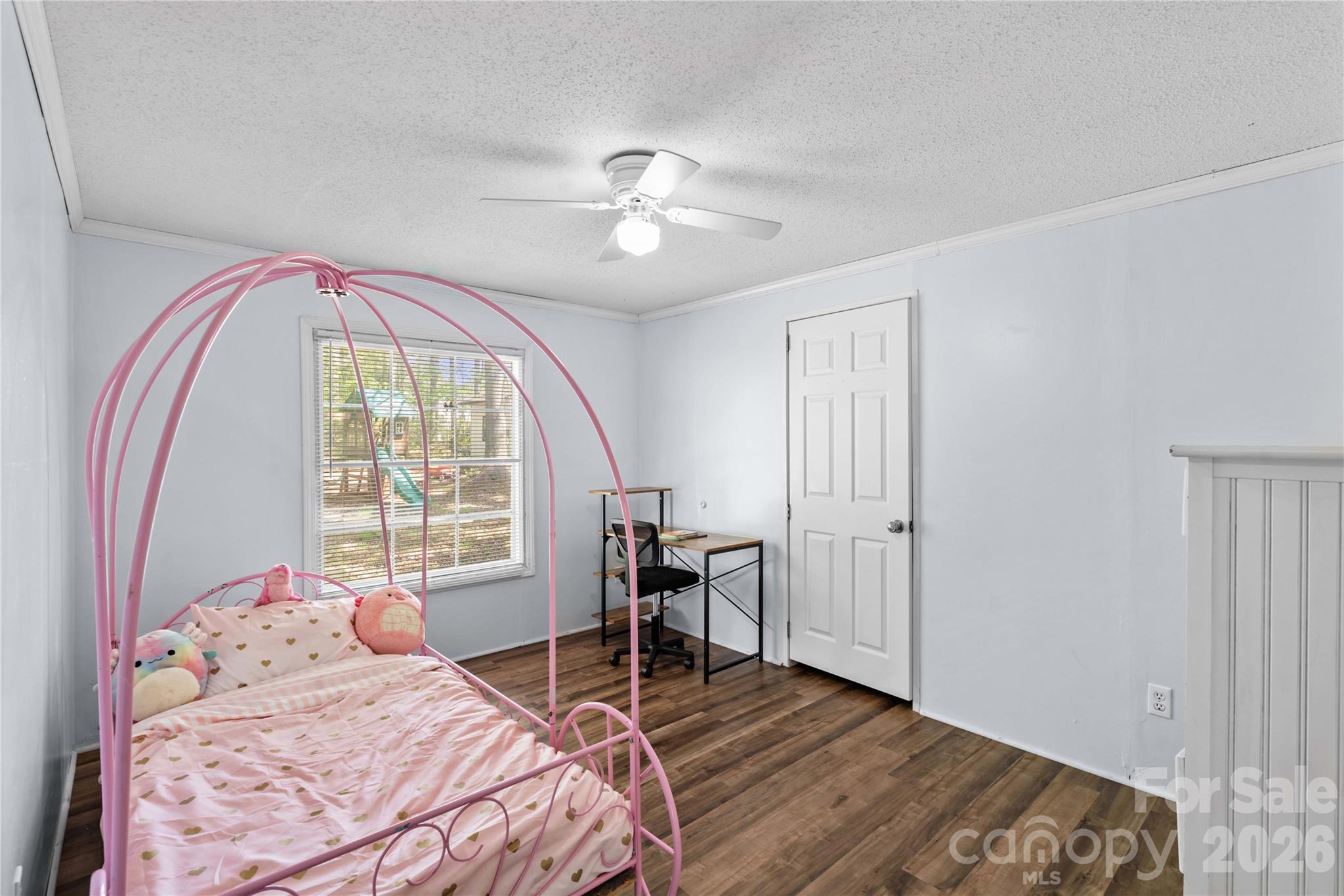 Windward Pointe - Residential