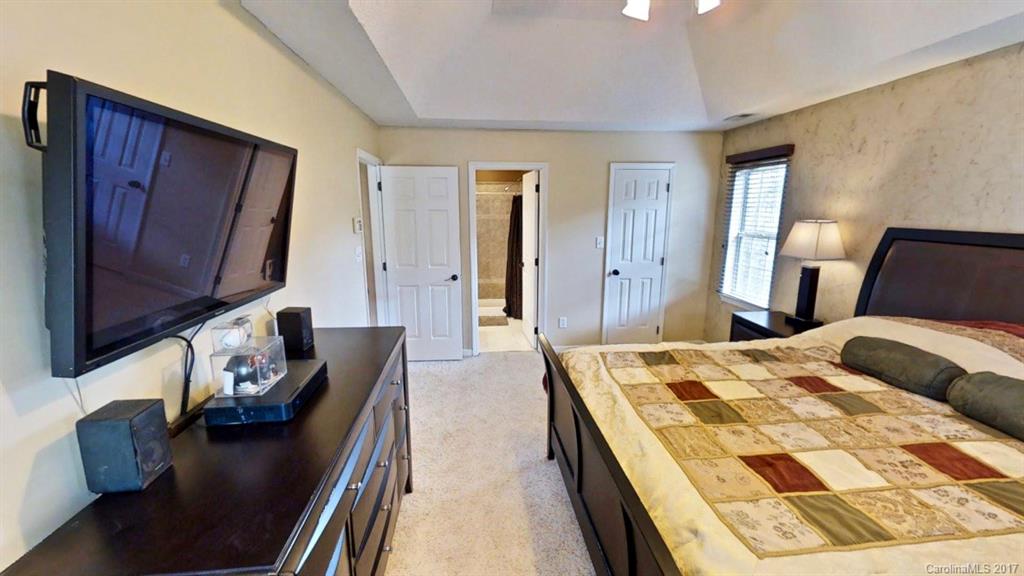 Wiltshire Manor - Residential