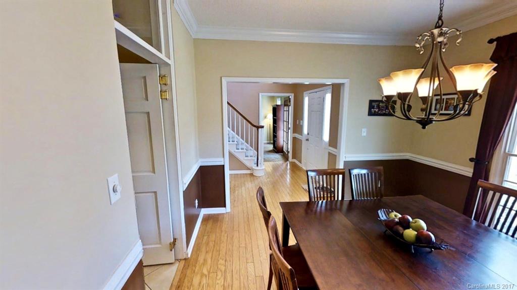 Wiltshire Manor - Residential