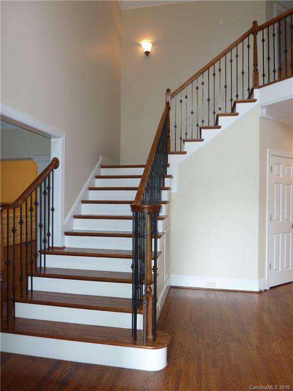 Holland Springs - Residential