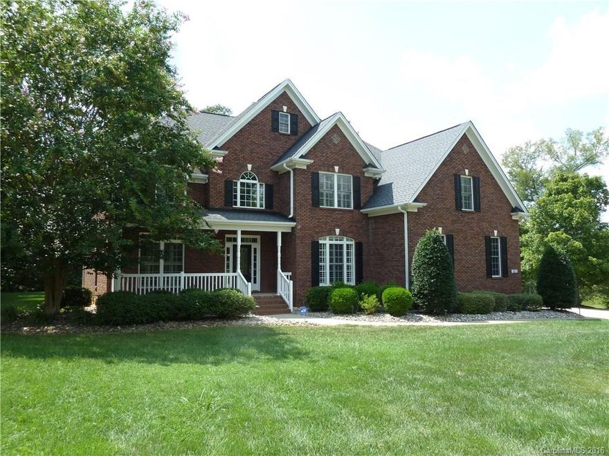 **** 9/8 - Offer has been received and all terms agreed - once executed property will go under contract no show *** Amazing house with 1.49 acre lot.  Custom built on a private cul-de-sac lot. Relax on the front porch, or enjoy the seasons in the sun room and the private backyard.  Guest suite on the main level with a full bath, could be an office.