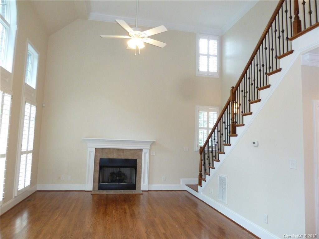 Holland Springs - Residential