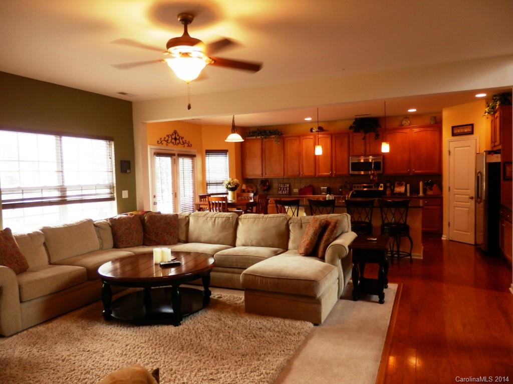 Old Stone Crossing - Residential