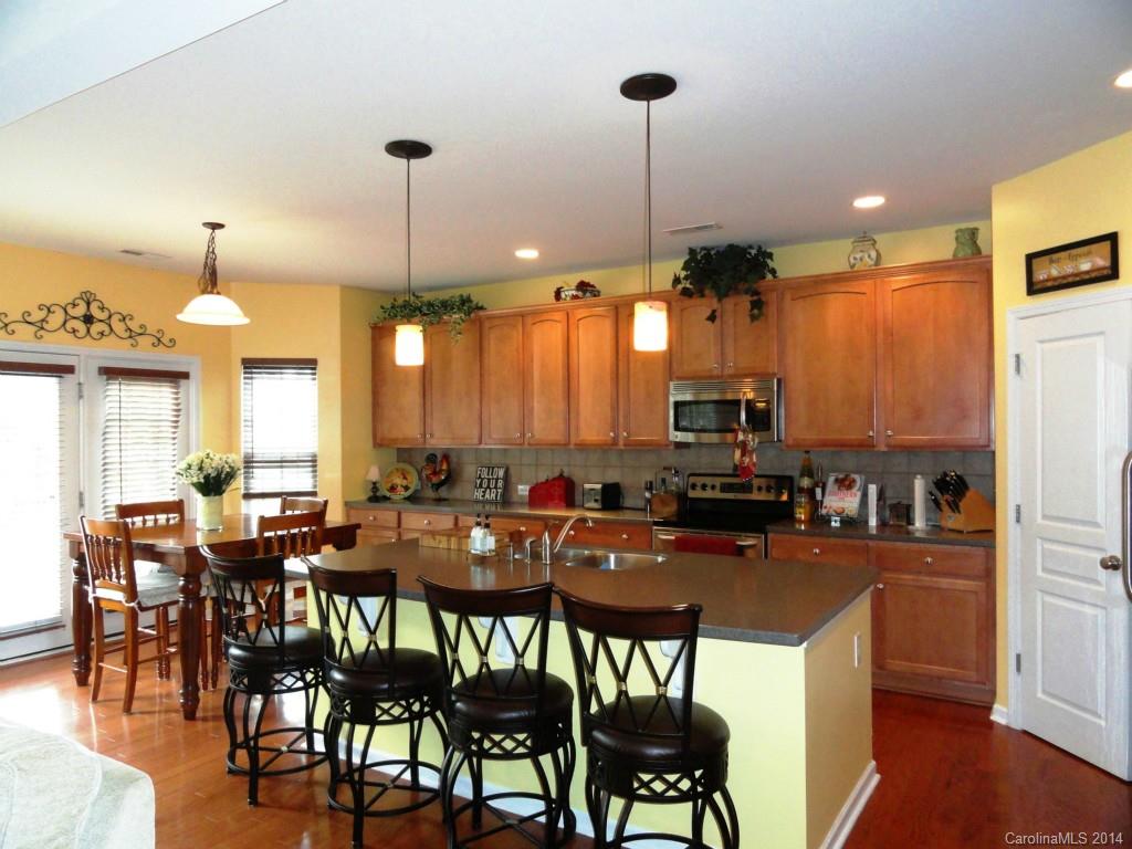 Old Stone Crossing - Residential