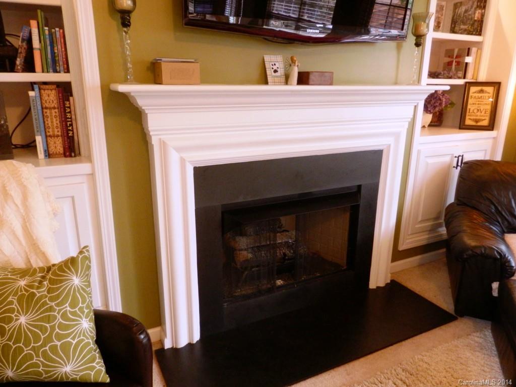 Old Stone Crossing - Residential