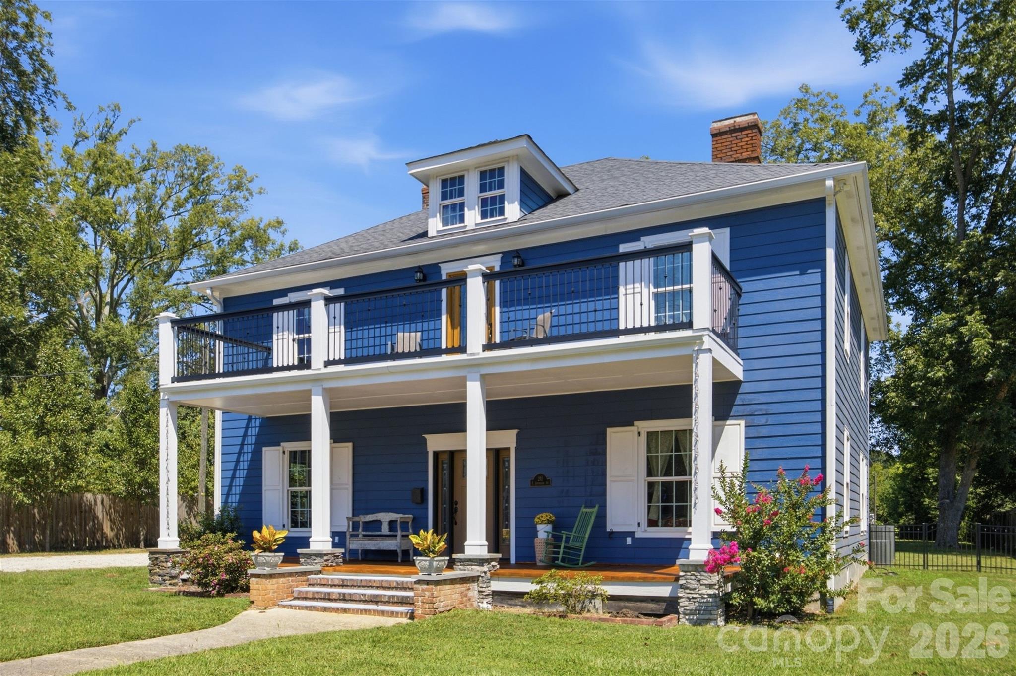 211 Jefferson Street E