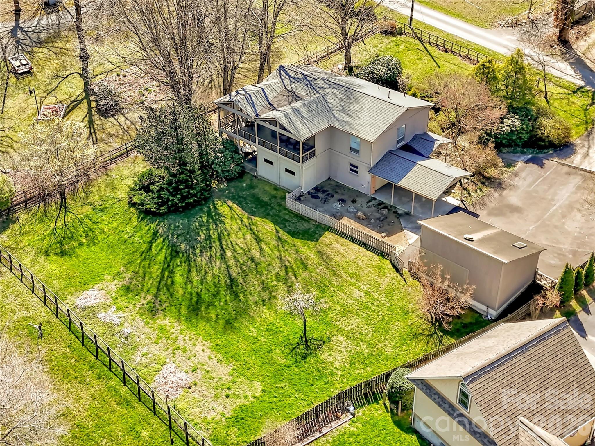 41 Balsam Shadows Drive