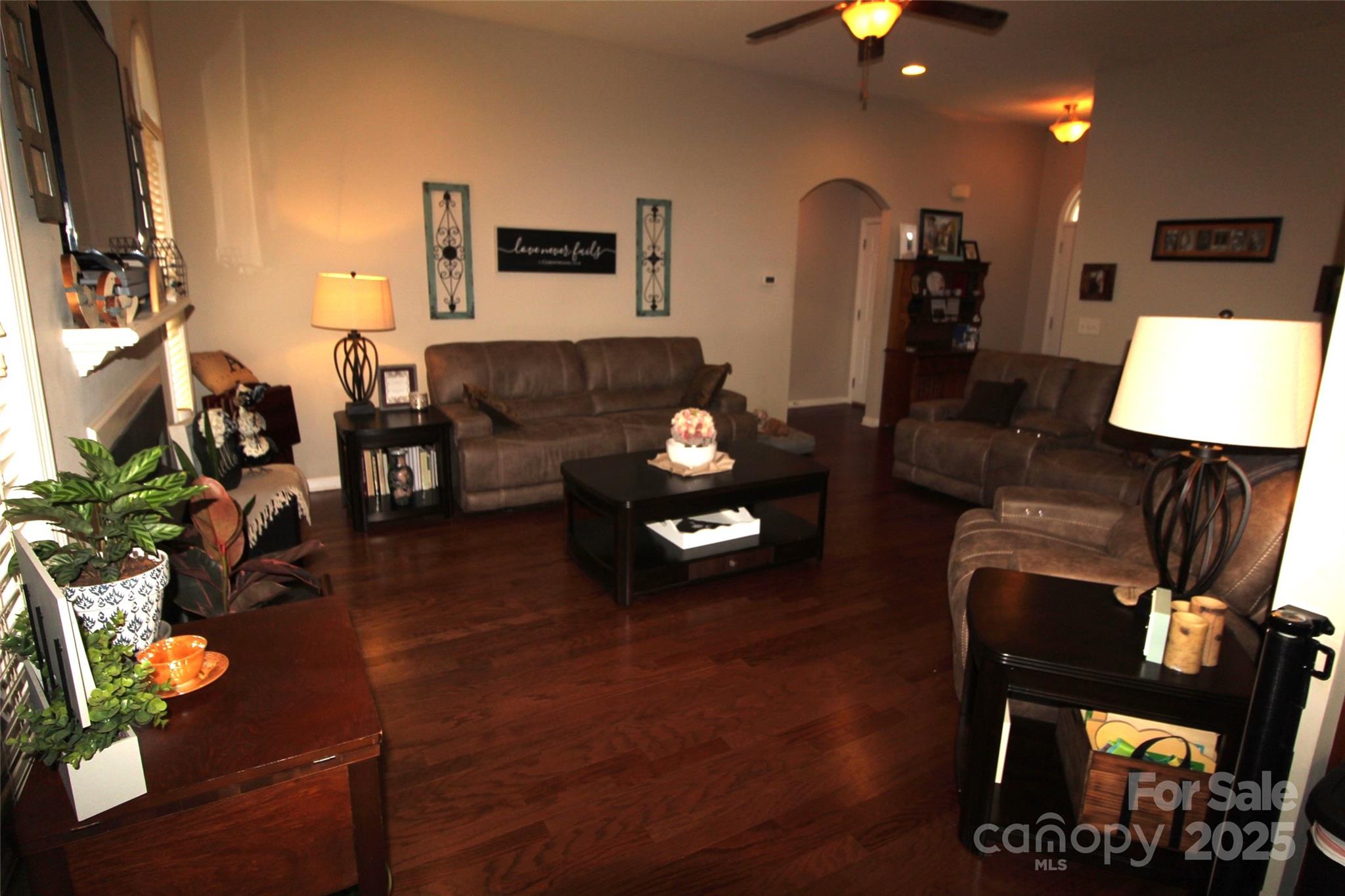 534 Pennyfields Lane