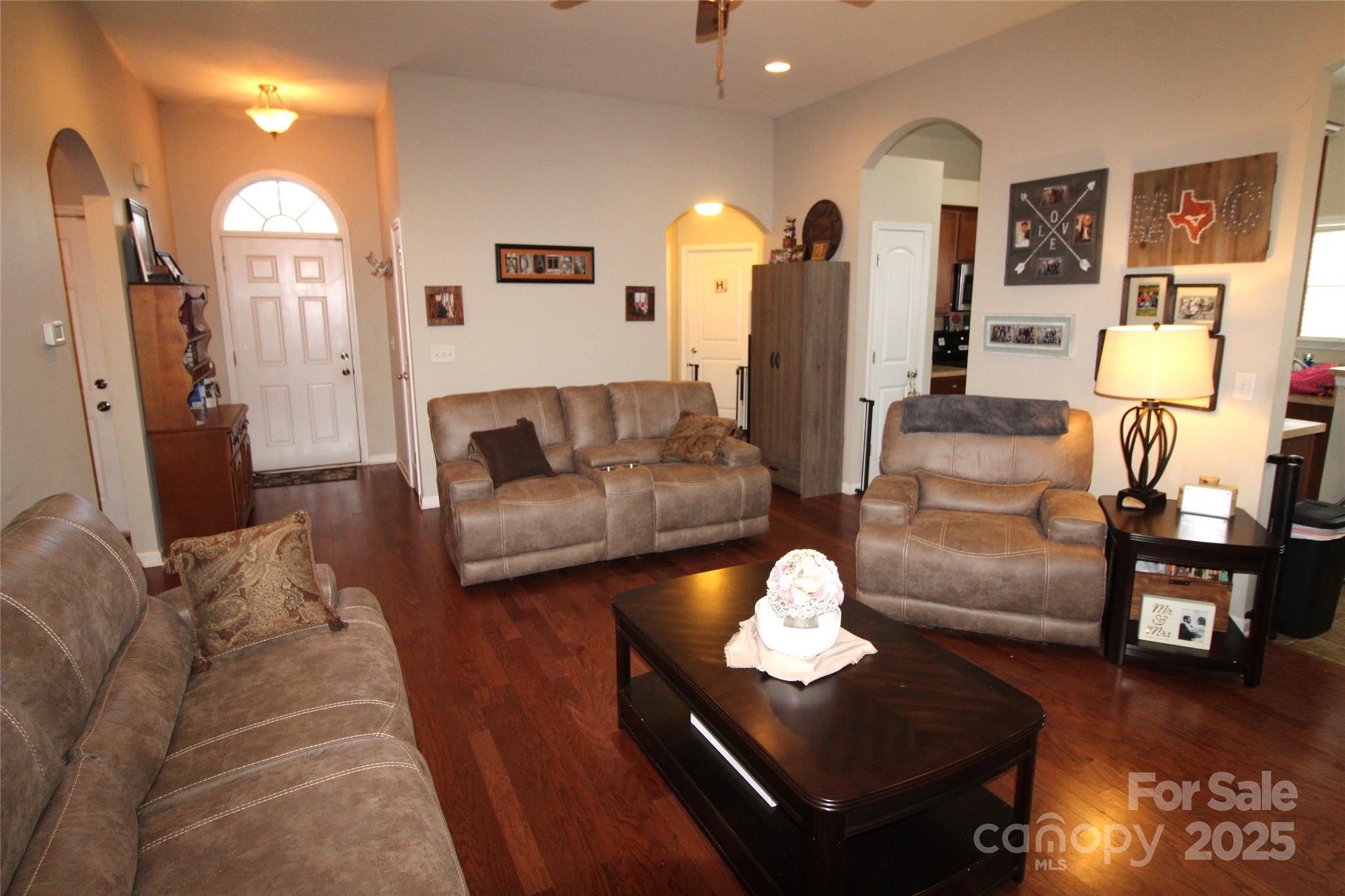 534 Pennyfields Lane
