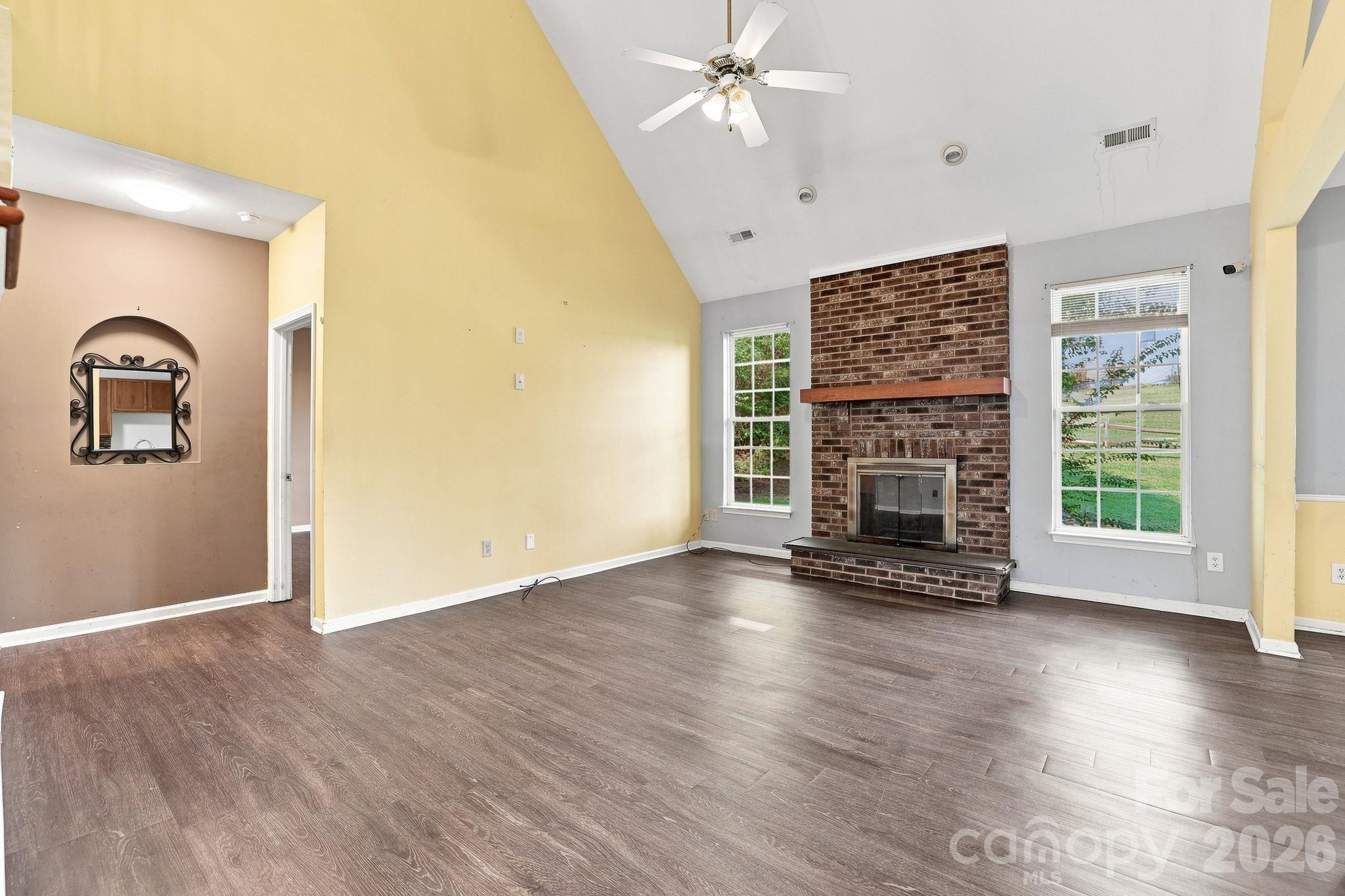 1000 Barbee Farm Drive