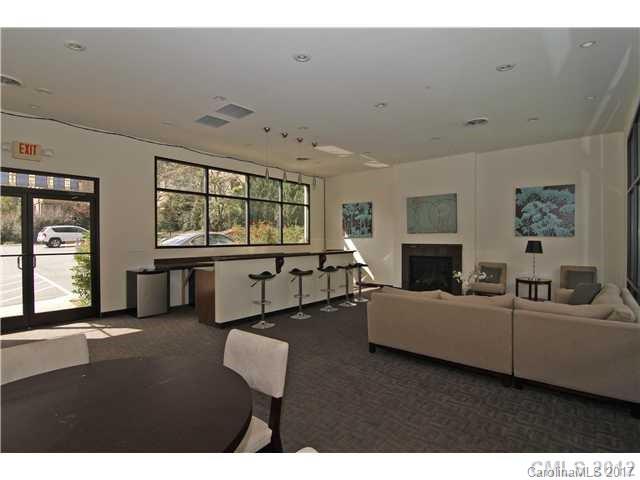 elizabeth - Residential Lease