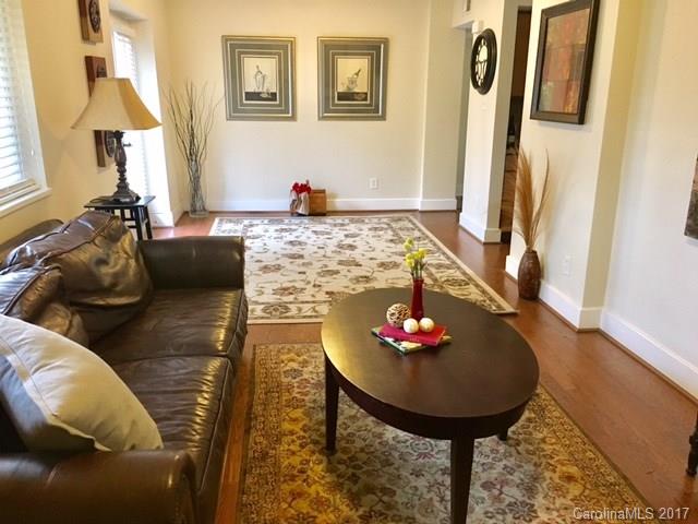 elizabeth - Residential Lease