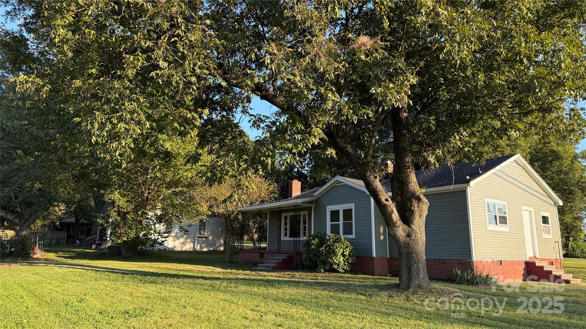 3839 W Dixon Boulevard