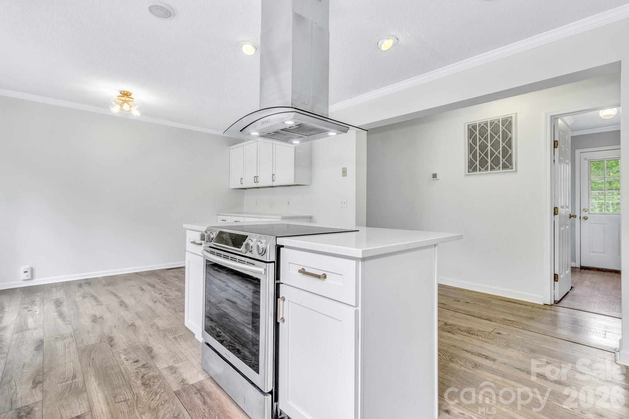 One Oak Estates - Residential