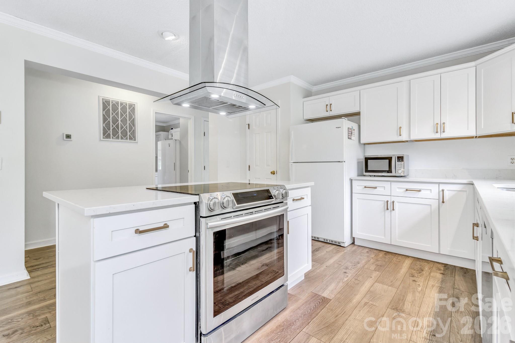 One Oak Estates - Residential