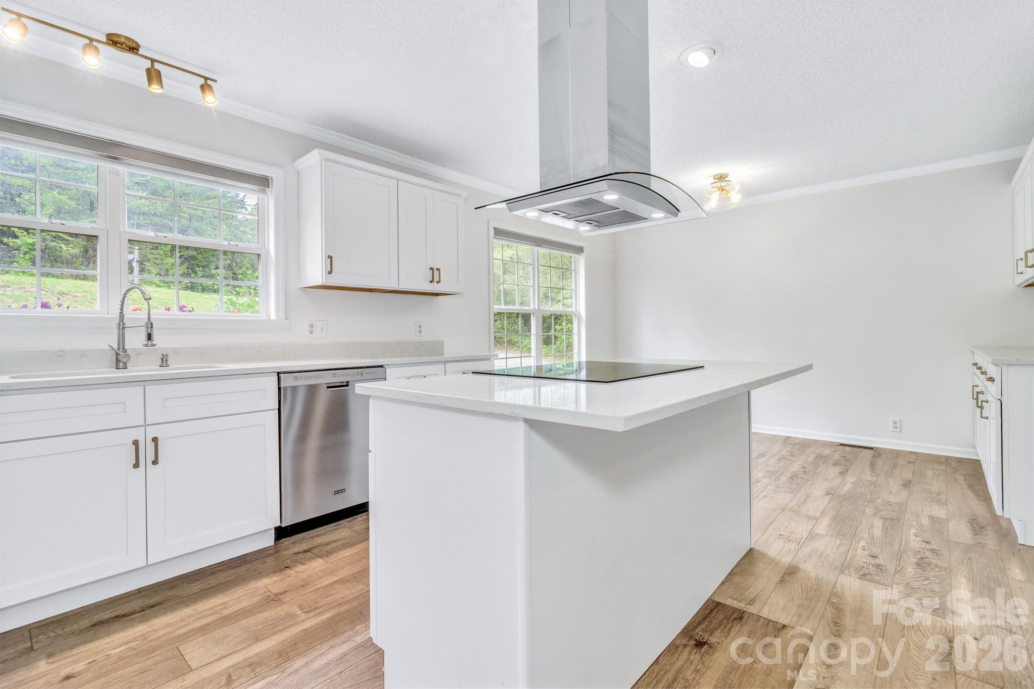 One Oak Estates - Residential