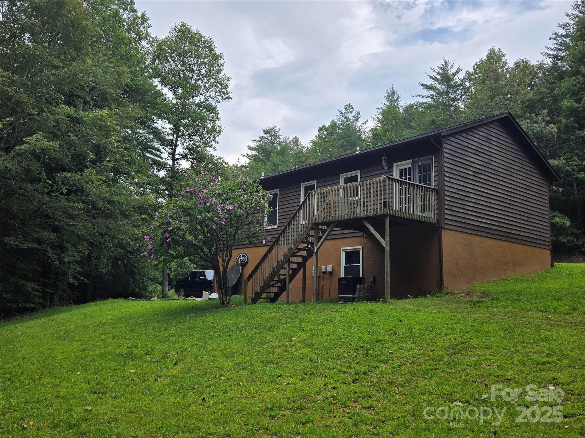 1373 Sunset Drive
