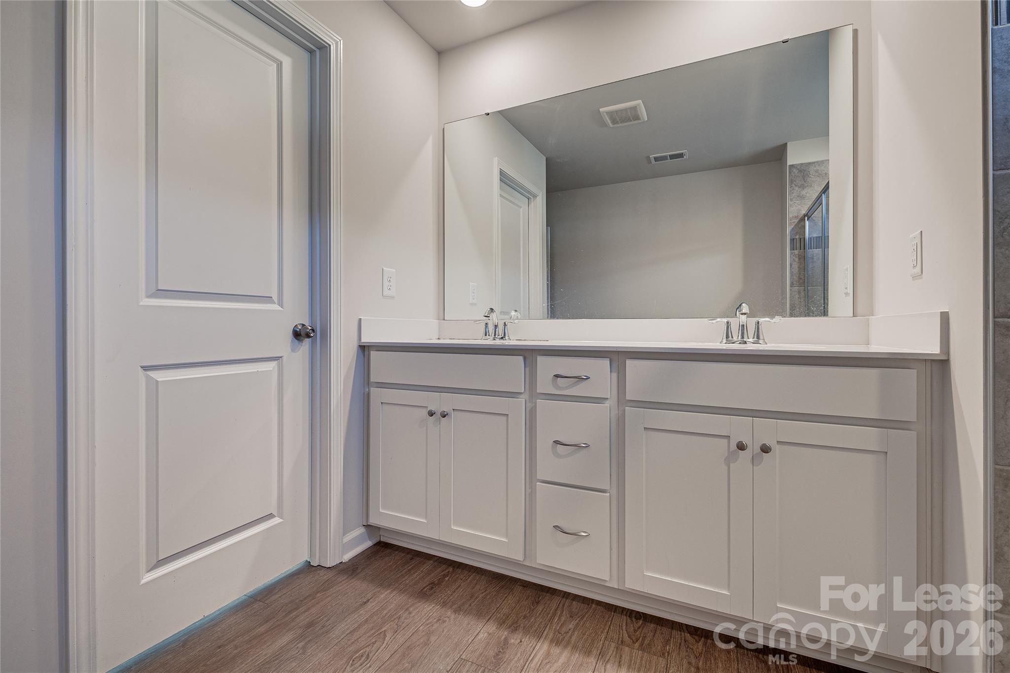 Chateau - Residential Lease