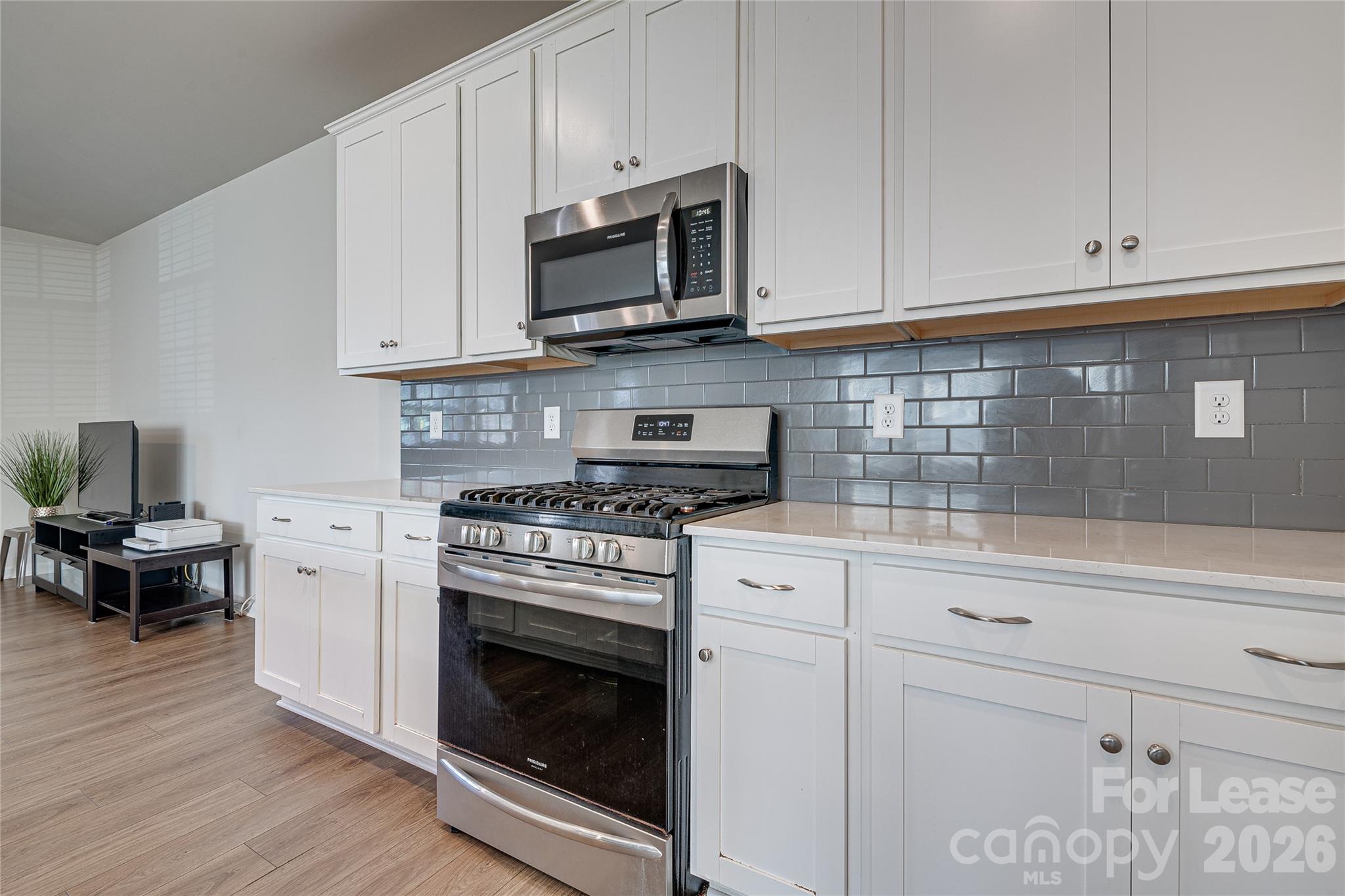 Chateau - Residential Lease