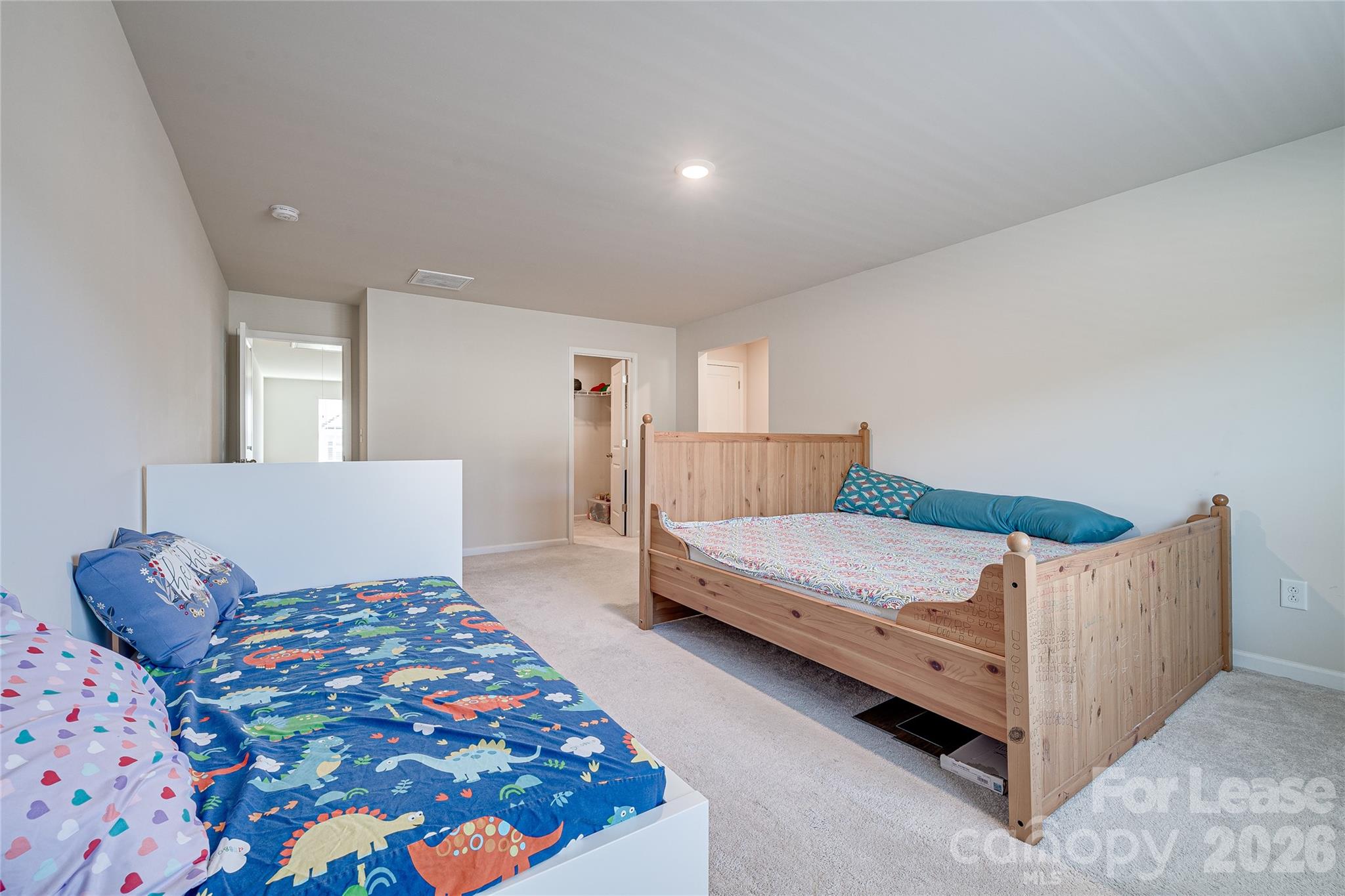 Chateau - Residential Lease