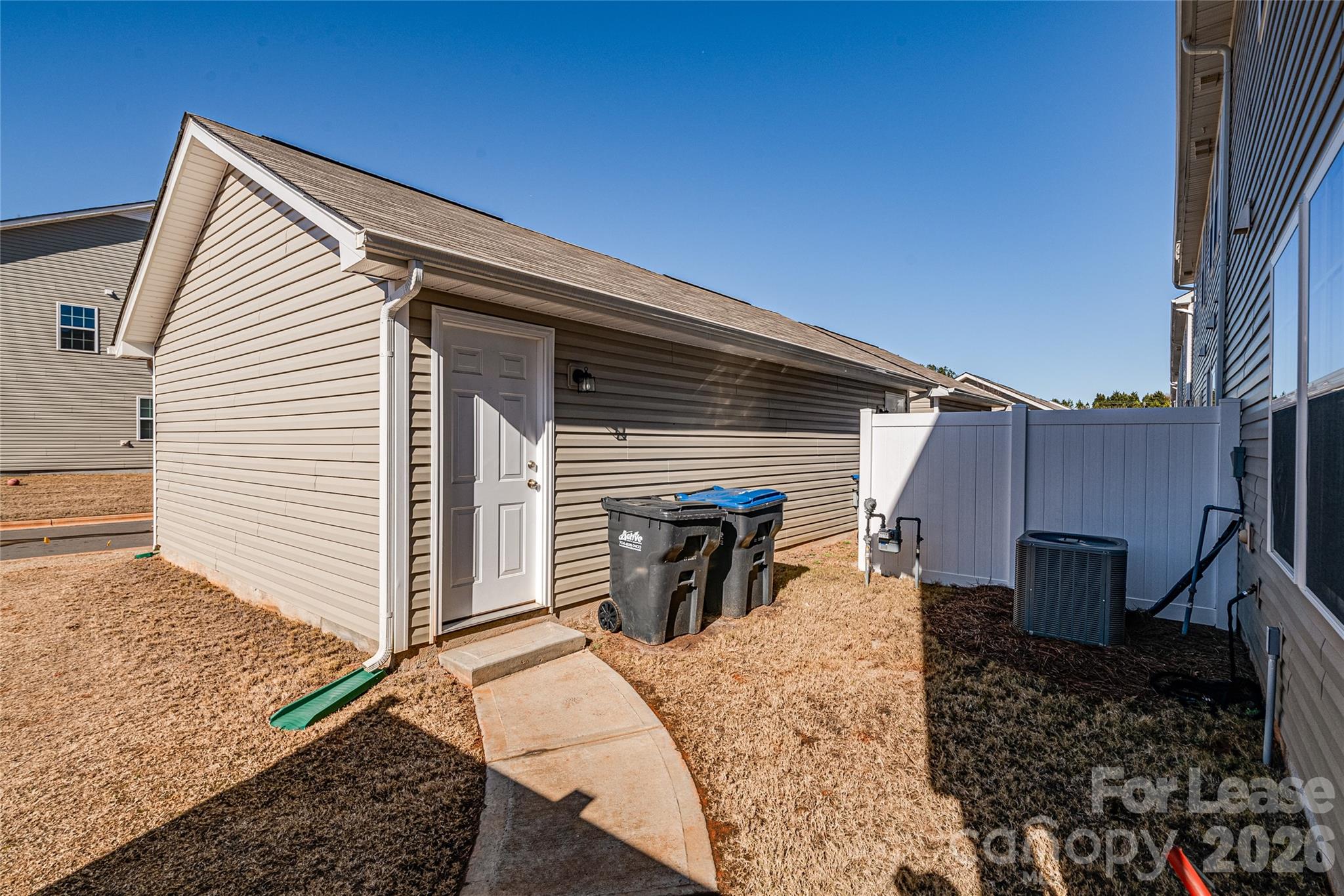 Chateau - Residential Lease