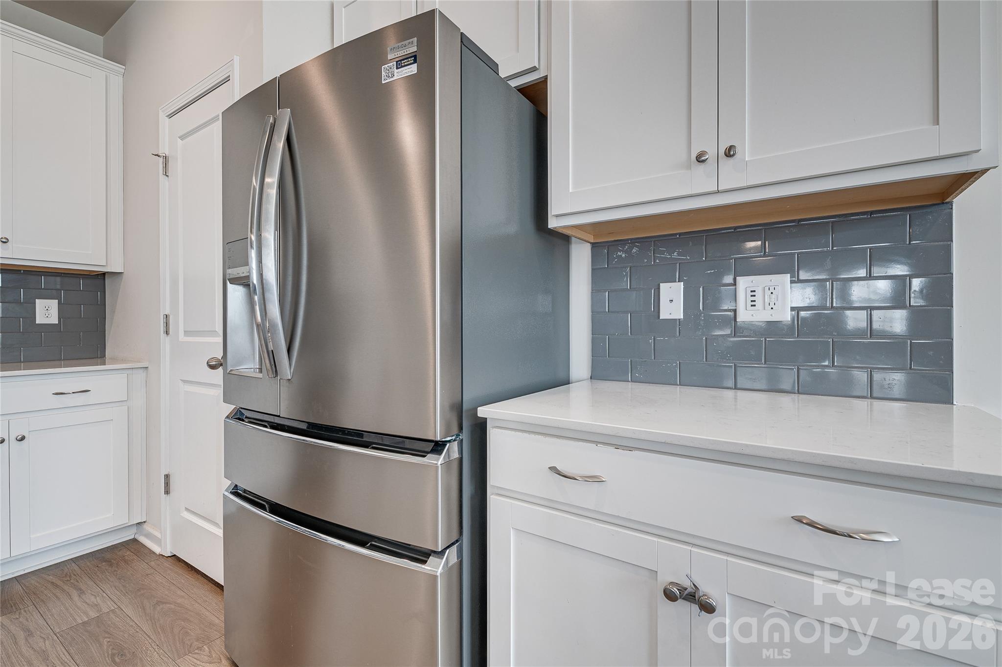 Chateau - Residential Lease