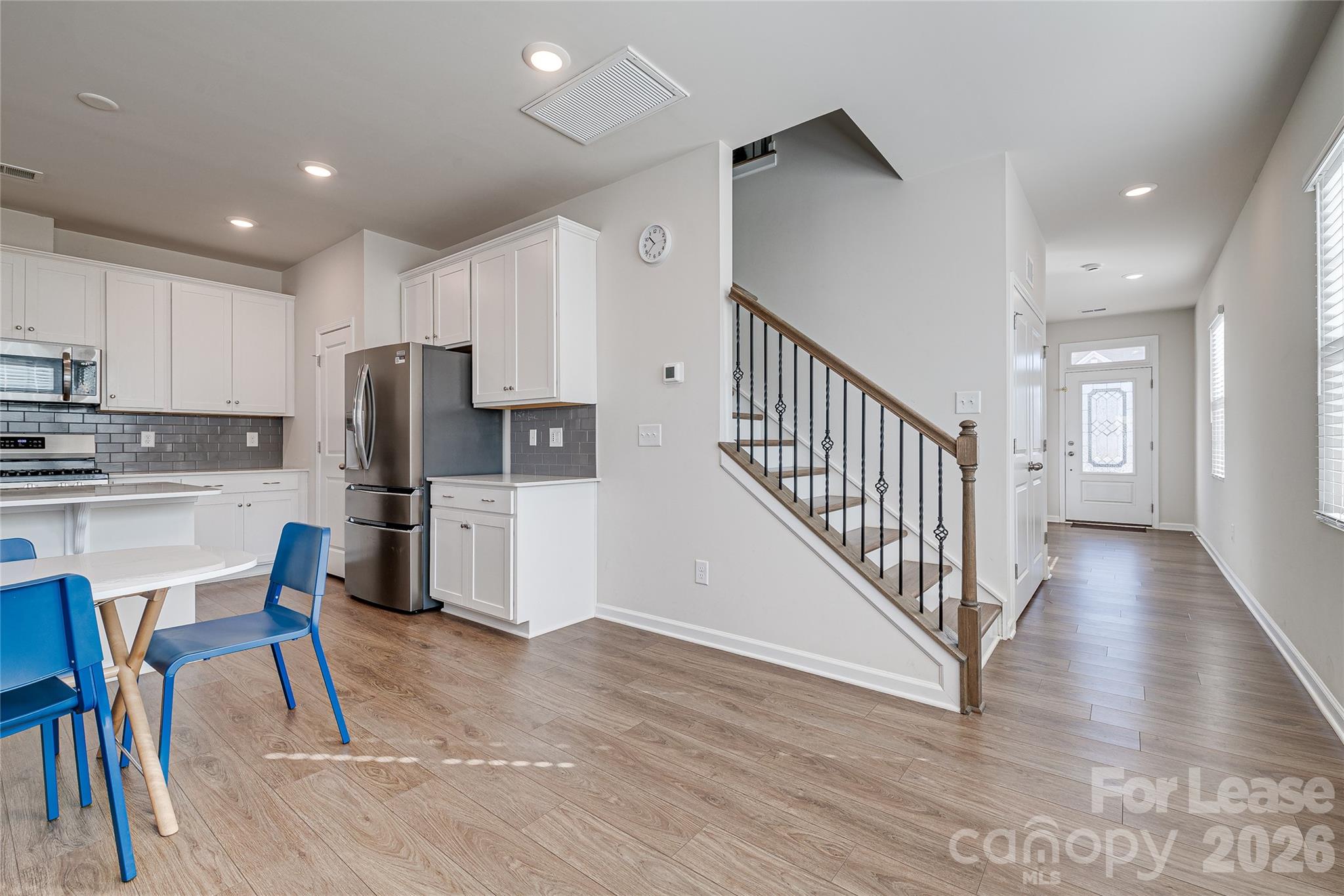 Chateau - Residential Lease