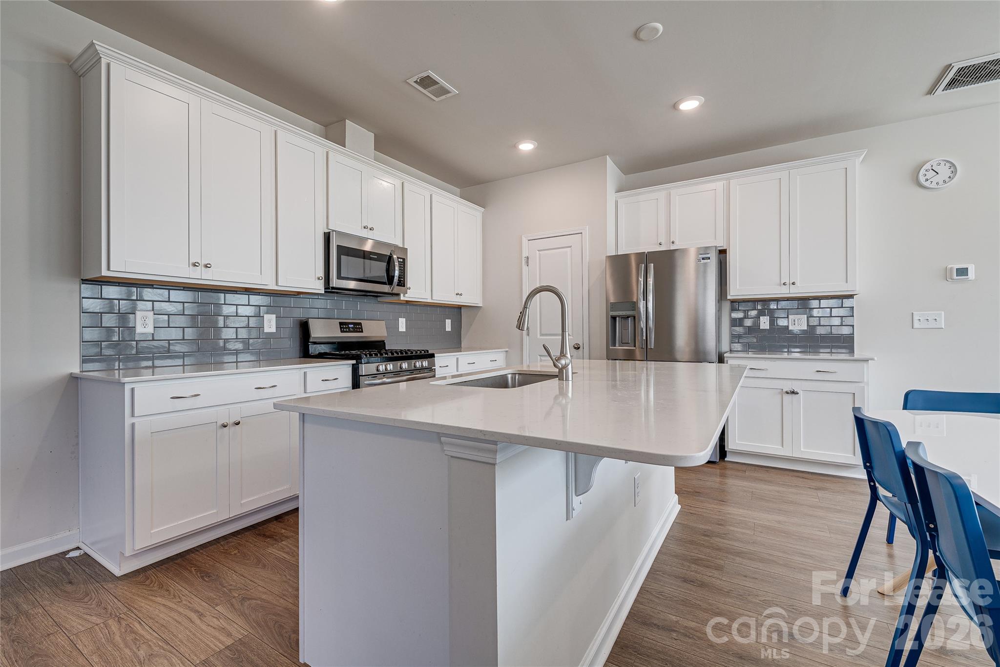 Chateau - Residential Lease