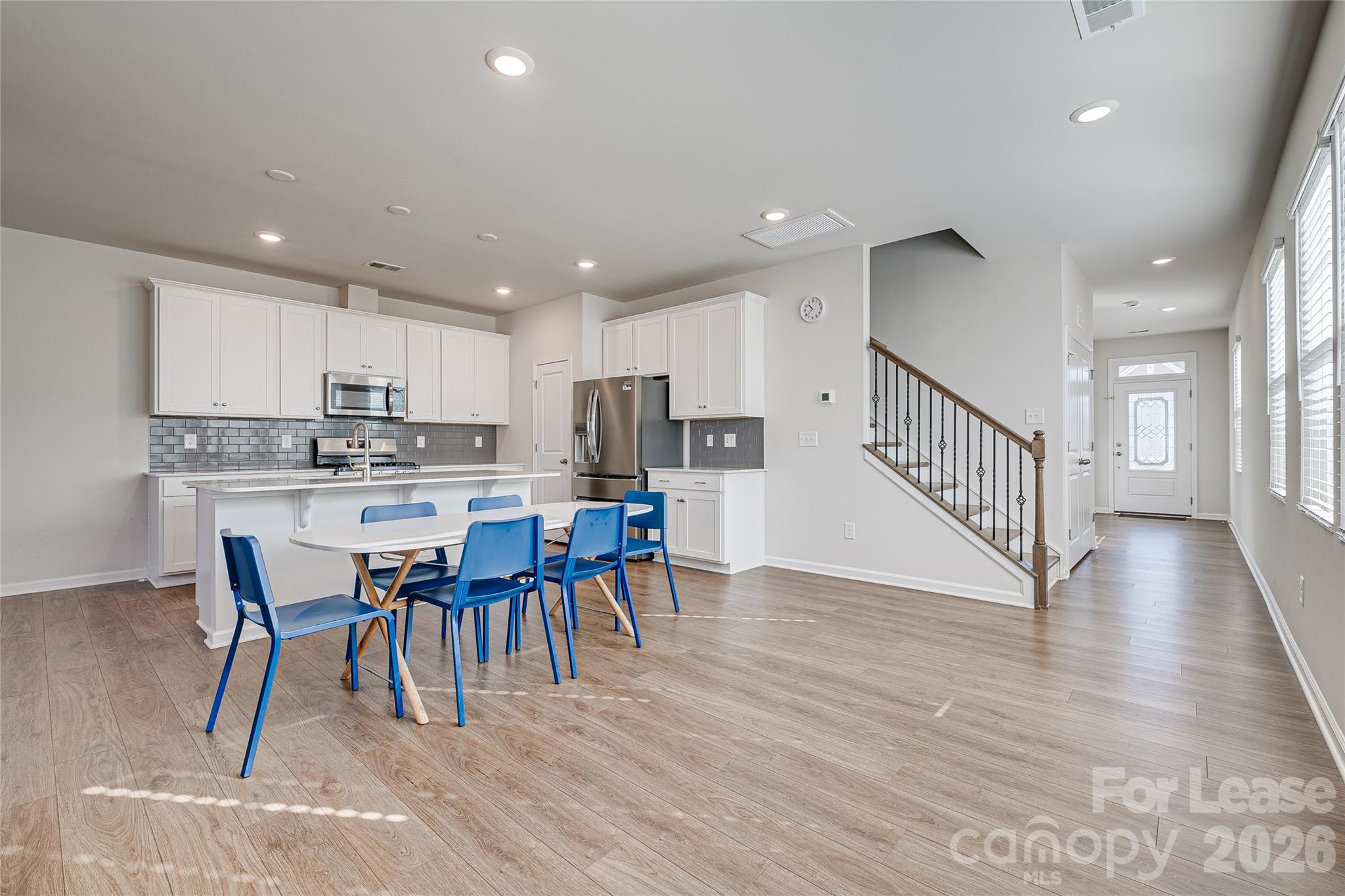 Chateau - Residential Lease