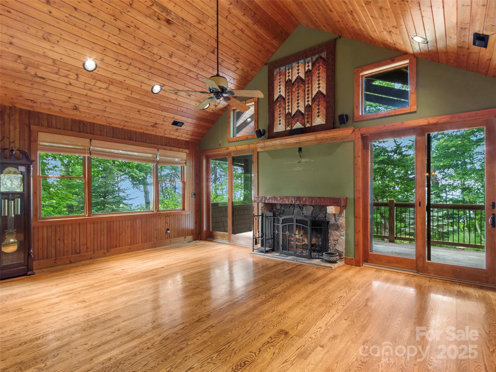 321 Sunset Point Road