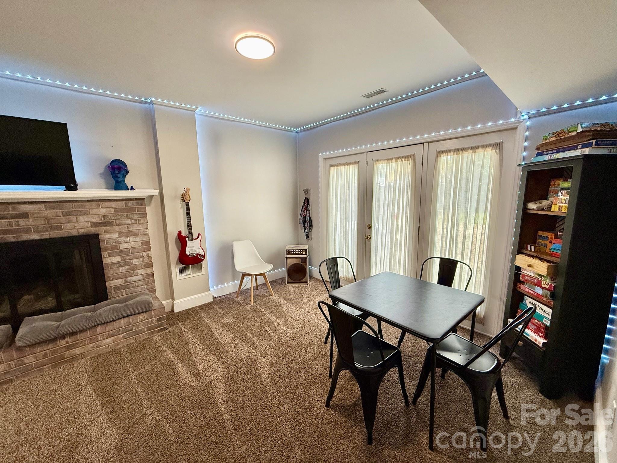 Sherwood Forest - Residential