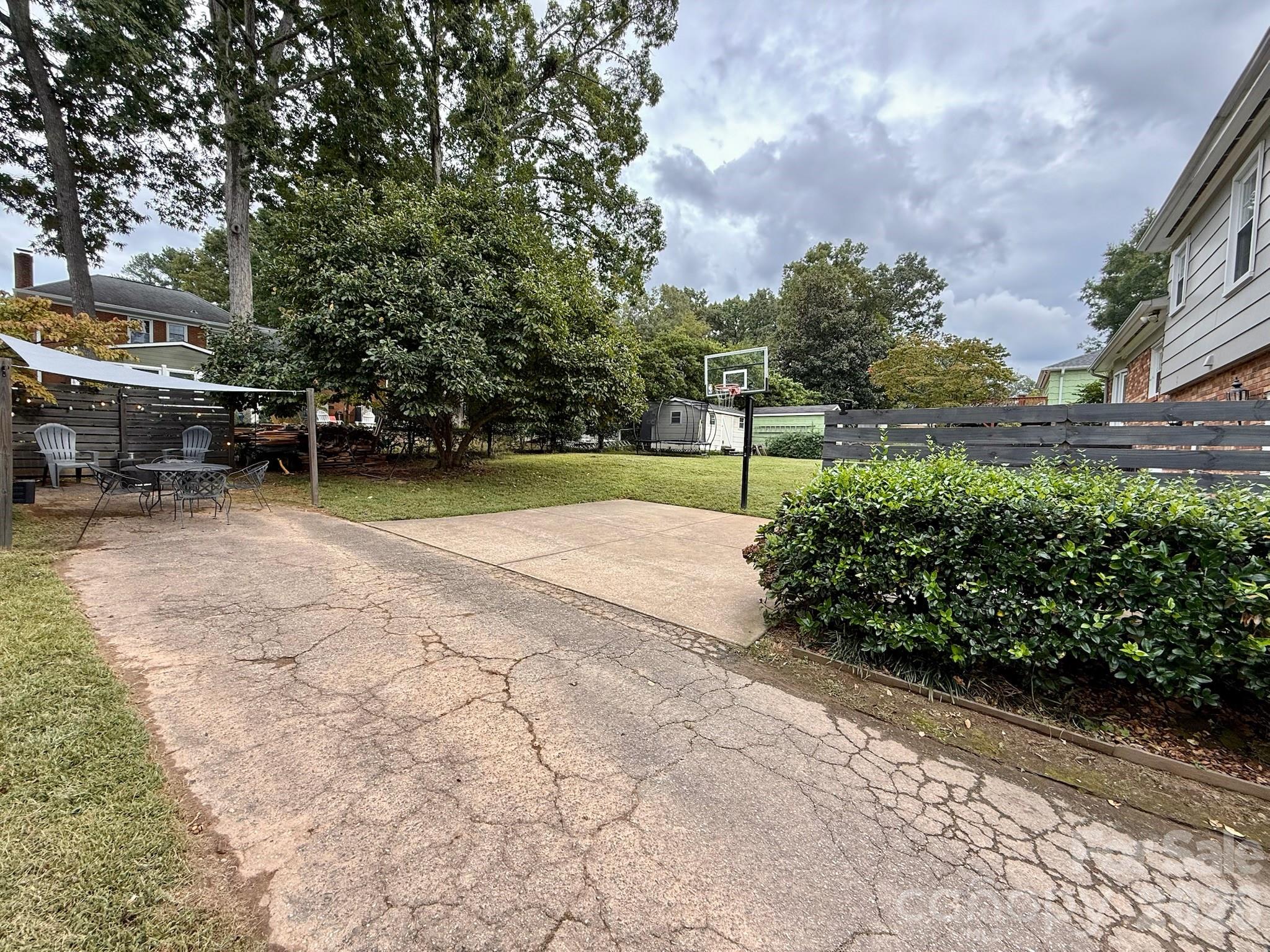 Sherwood Forest - Residential