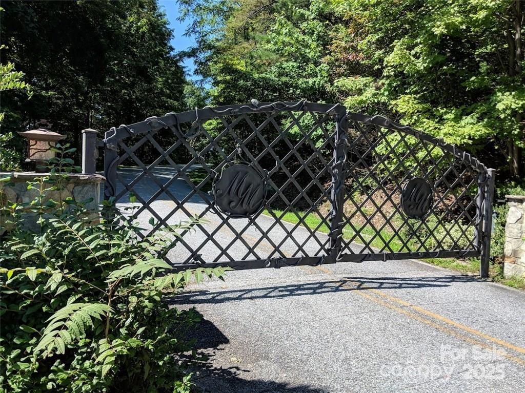 630 & 631 Melrose Mountain Road