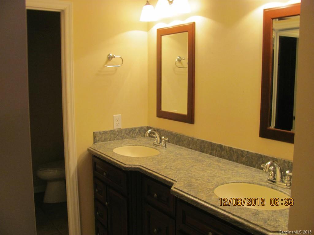 Hidden Lakes - Residential