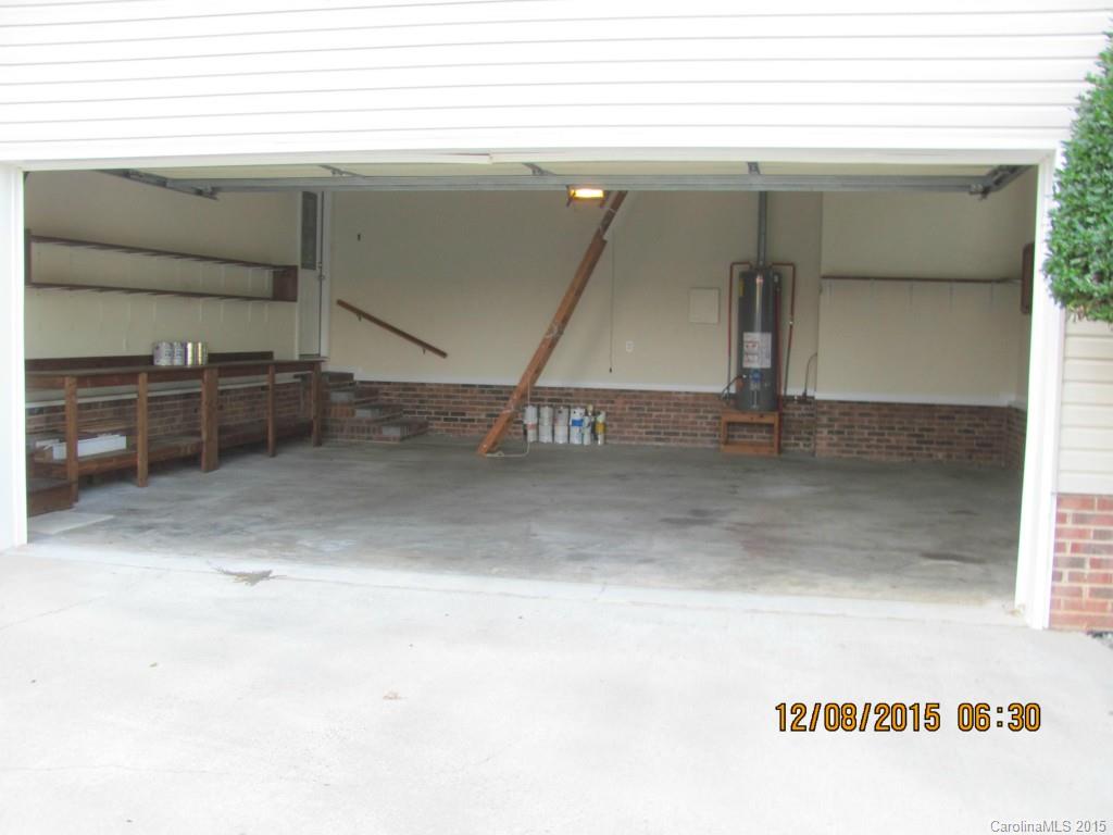 Hidden Lakes - Residential