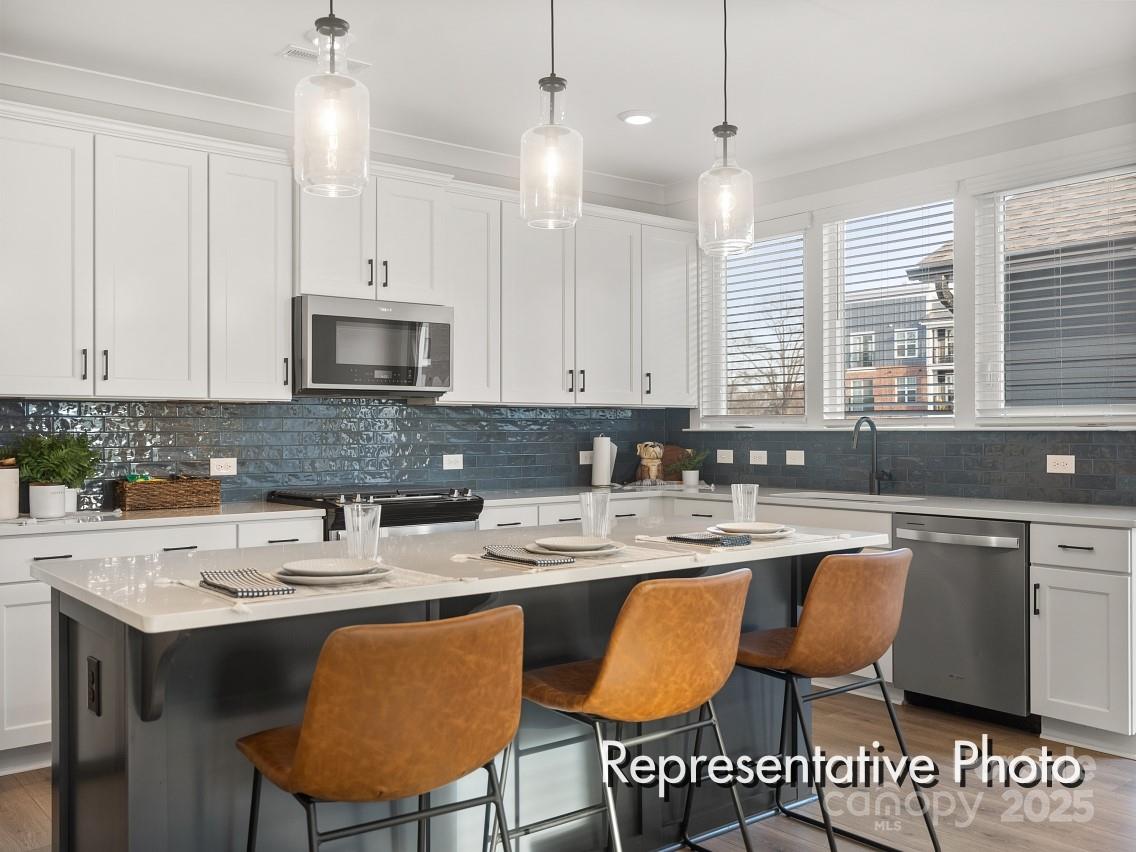 1353 Tappan Avenue 109p