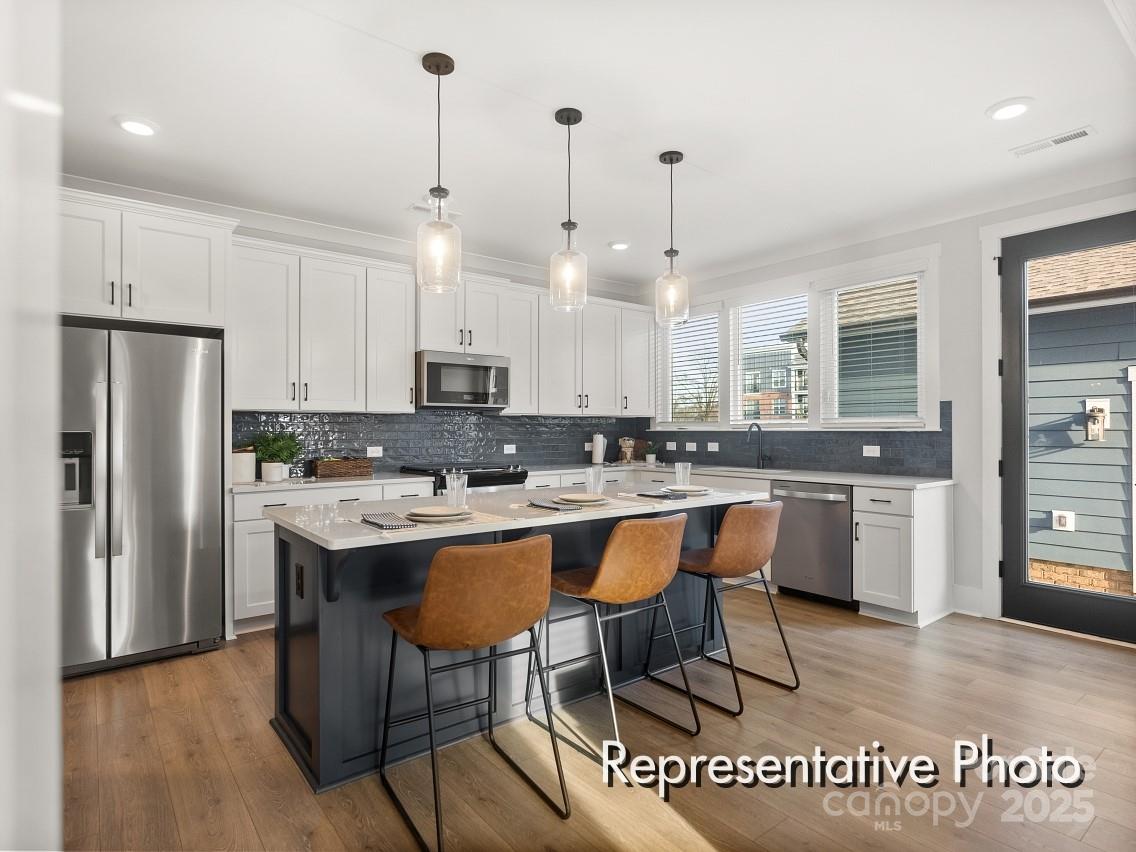 1353 Tappan Avenue 109p