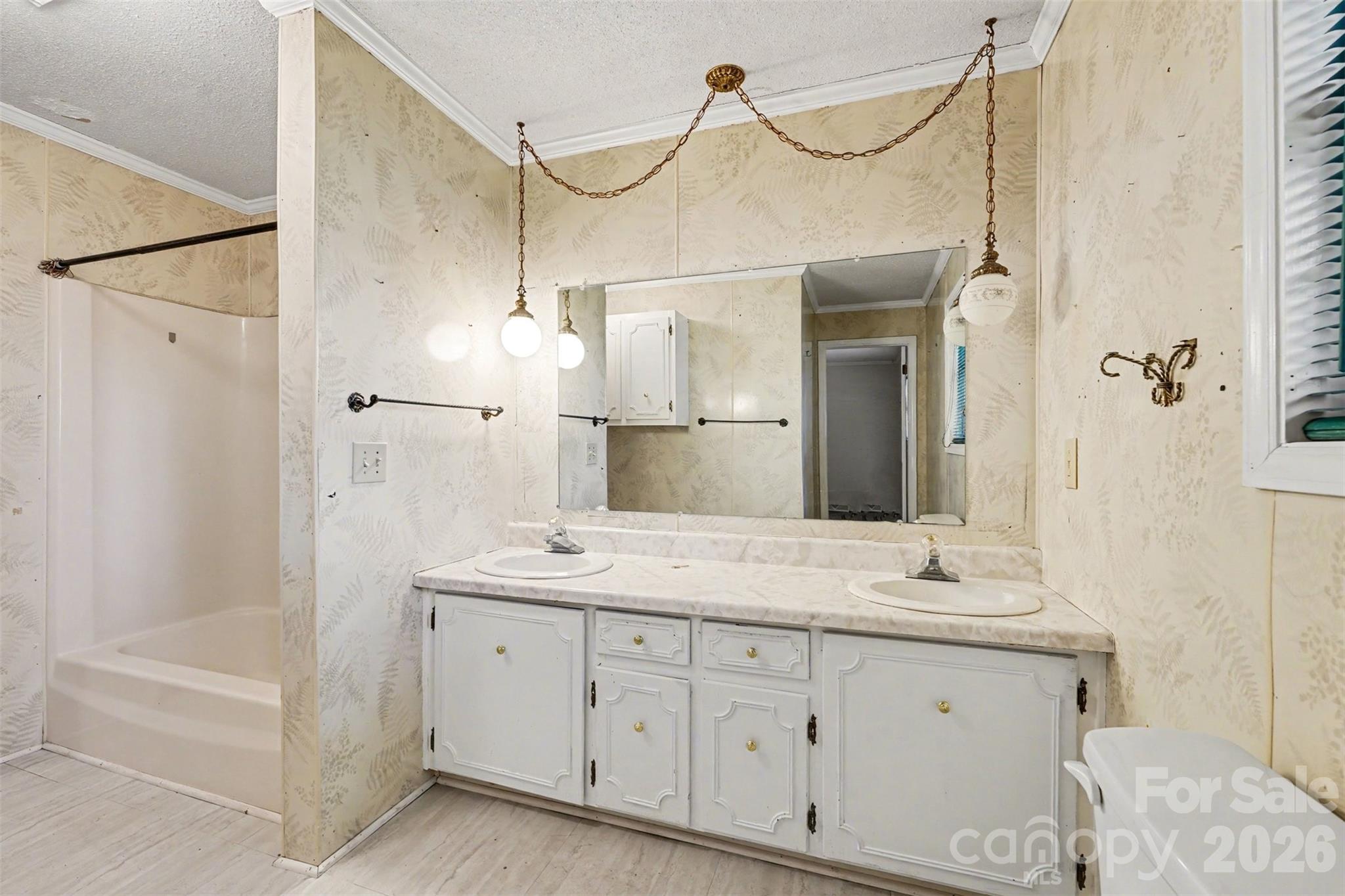 Woodcrest - Residential