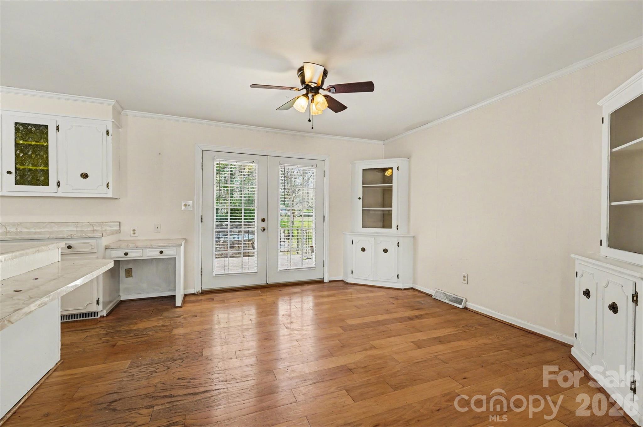 Woodcrest - Residential