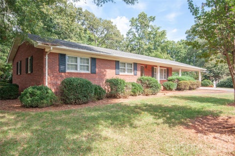 Photo of 2607 Montgomery Drive, Statesville, NC 28625 (MLS # 4432123)