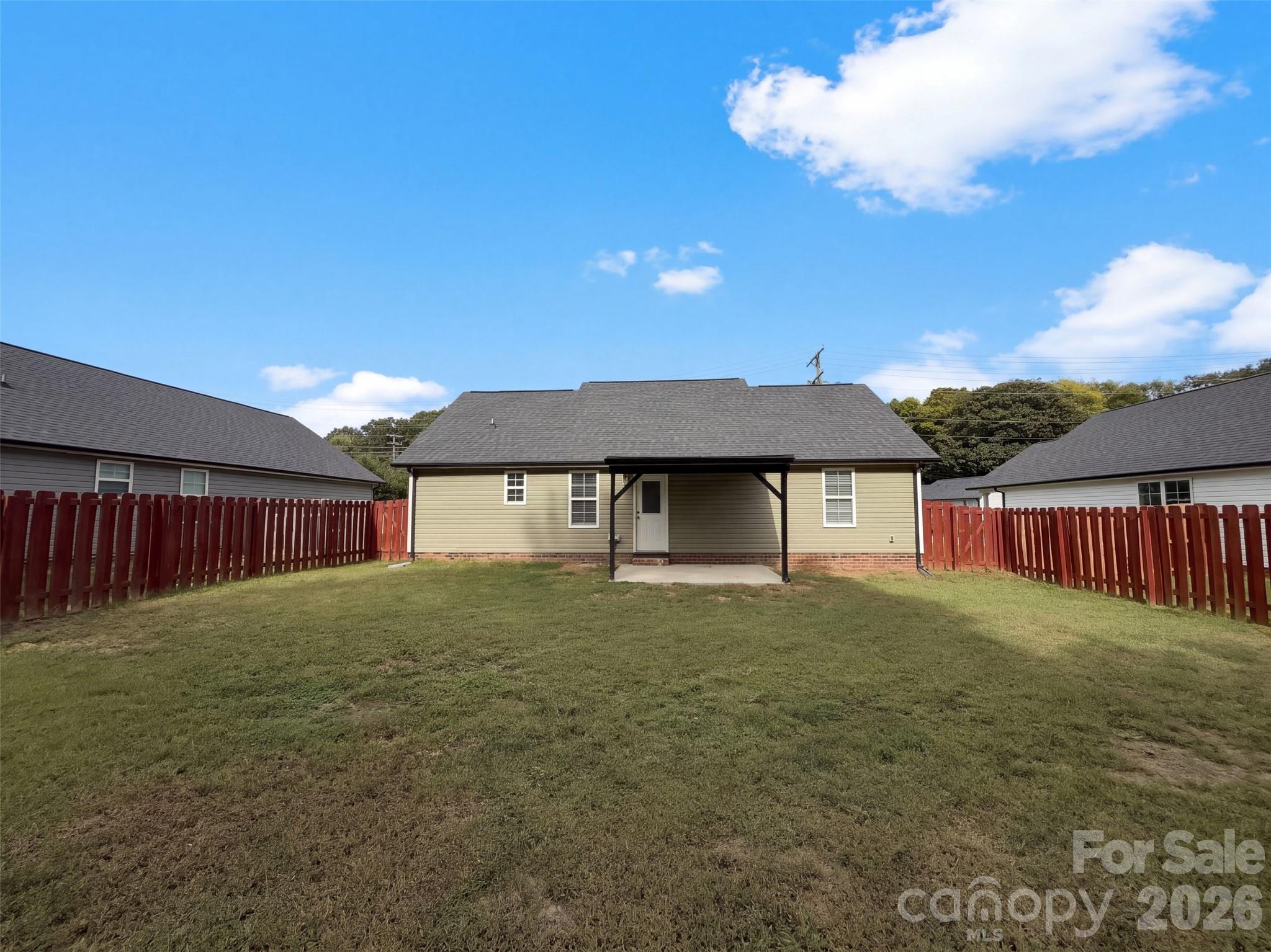 335 Odell Drive NW