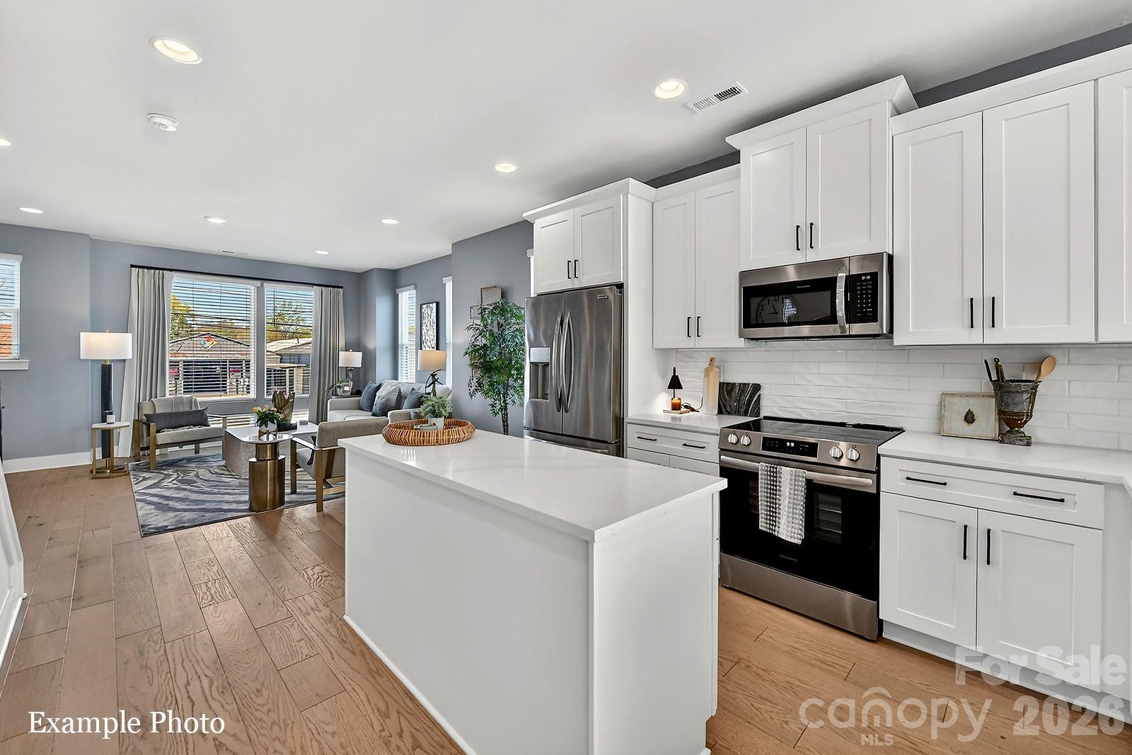 1105 N Northend Drive 36