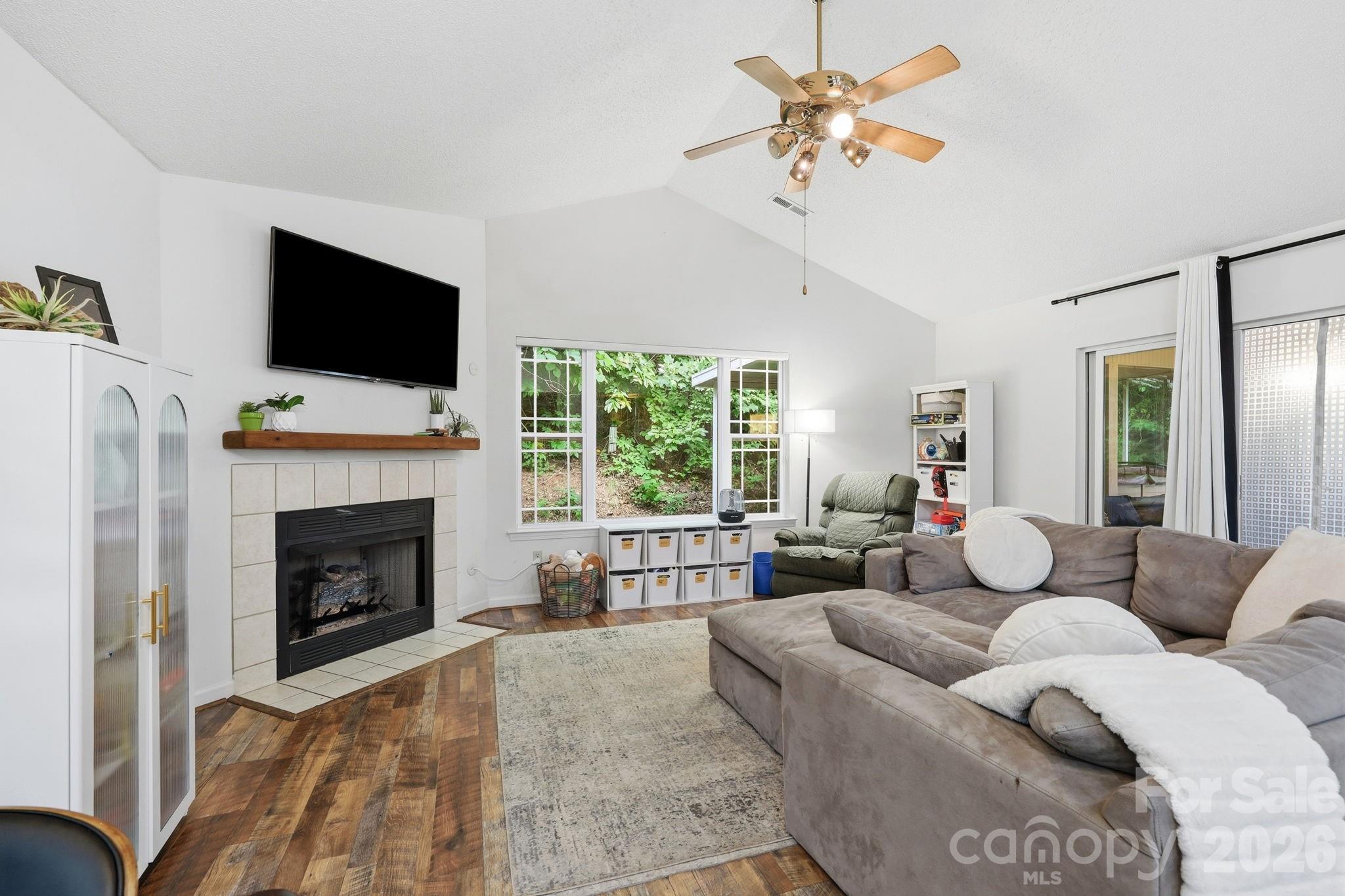 51 Sunview Circle