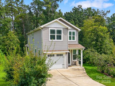 57 Parrot Road Candler NC 28715