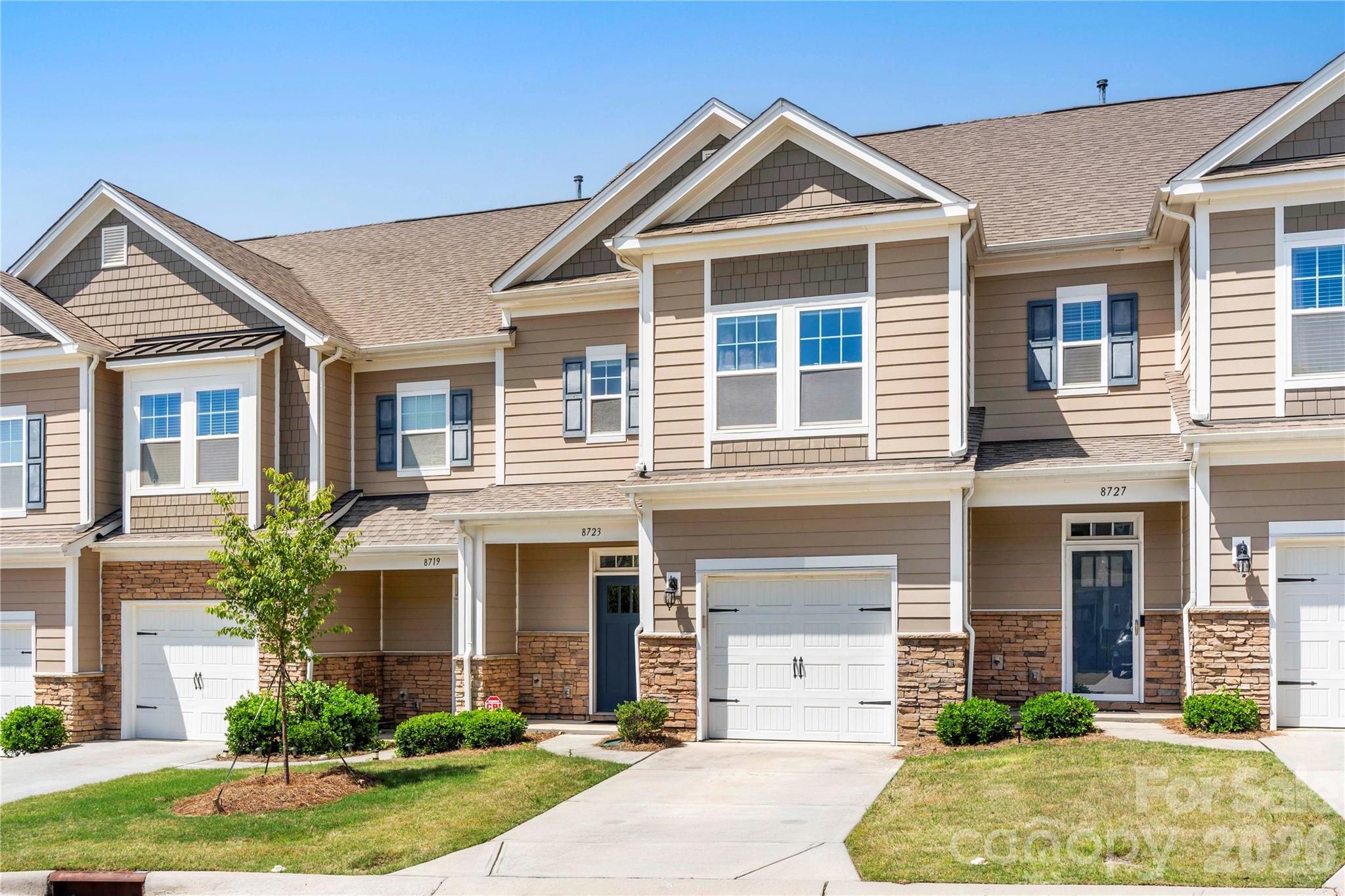 8723 Harris Lake Lane