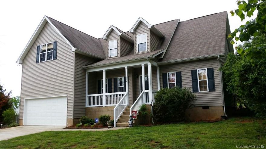 .72 acre of private fenced in lot. Spectacular yard for entertaining. In ground swimming pool with huge deck. Fully developed landscaping. Extra long driveway. First Floor Master Suite w/Master Bath. Large Great Room w/picturesque views and Fireplace. Formal Dining Room. First Floor Laundry. Large Bonus Room upstairs in addition to Bedroom 2 and 3. Move in condition. Well kept home. Easy access to I77. Close proximity to Fox Den Golf Course.