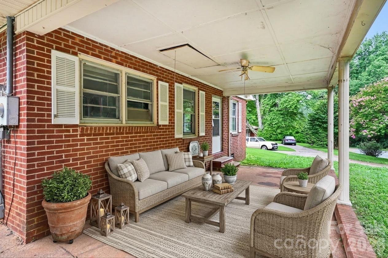 2333 Washburn Road