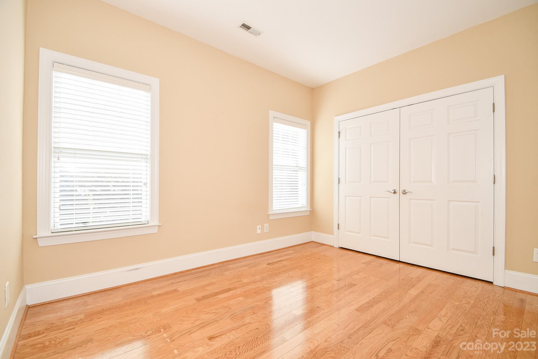 Village of Woodridge - Residential