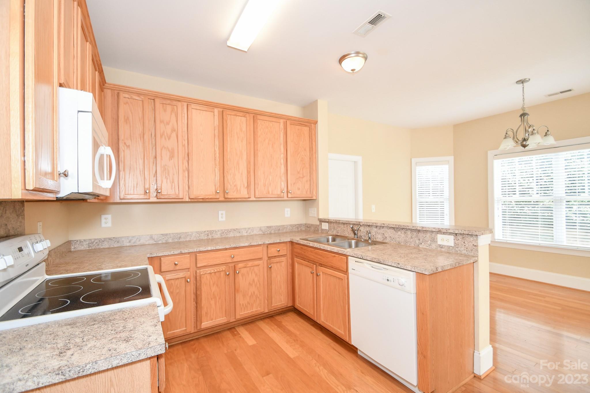 Village of Woodridge - Residential